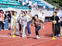 奥运冠军陈芋汐现身上海大学运动会 激励学子追逐“奥运梦”