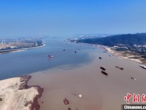 中国最大淡水湖鄱阳湖跌破8米极枯水线