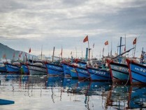 越南渔船闯我西沙领海 菲背后拱火 南海风云再起