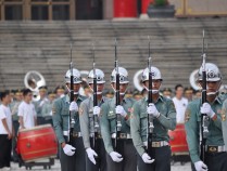 国防部回应美国对台军援:只会自食恶果——解放军强化反制能力