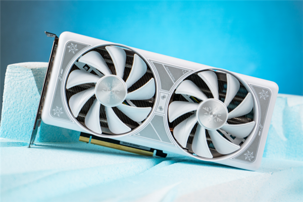 《直到黎明》重制归来！耕升 GeForce RTX 4070 SUPER 踏雪Mini于恐惧中幸存