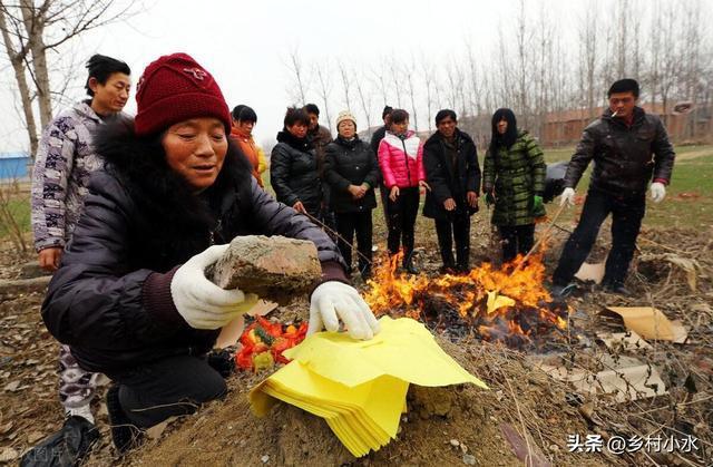 十月初一寒衣节“3人不上坟3果不能供” 传统习俗需谨记