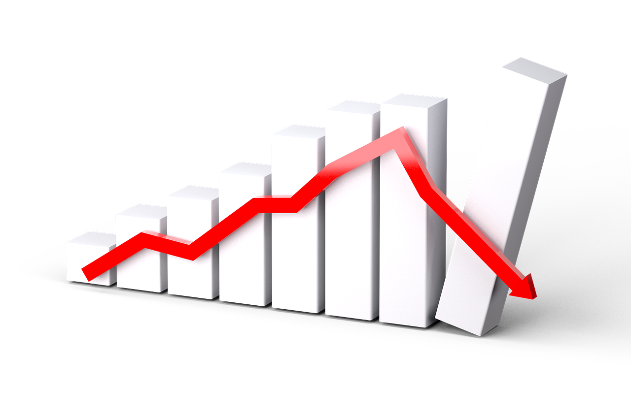 A股午评:沪指半日跌超5%，超5000股下跌创新低